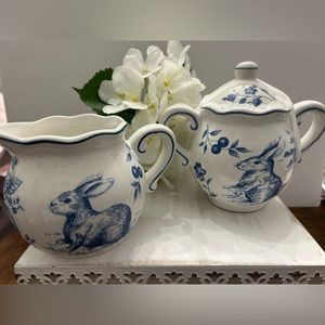 Blue & White Toile Easter Bunny Rabbit, Creamer & Sugar Bowl w lid, NEW